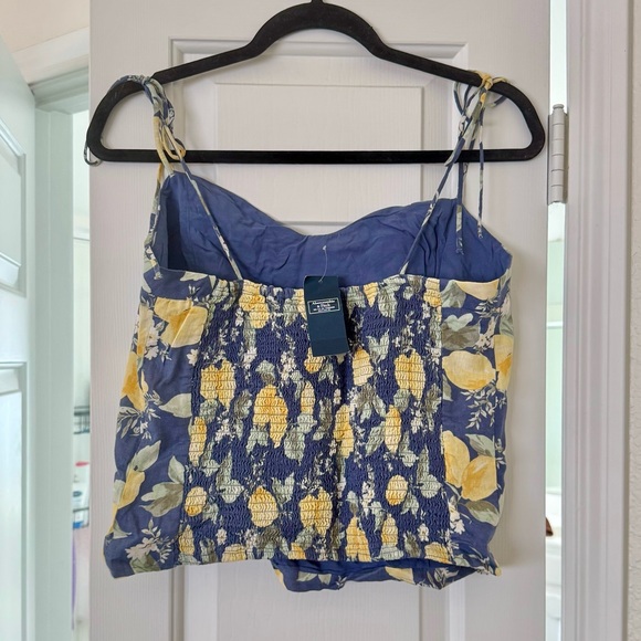 NWT Abercrombie Lemon Print Blue Camisole Top, Large - Picture 2 of 3
